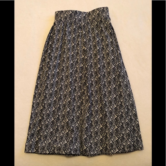 LuLaRoe Madison Skirt Size 3XL - Picture 12 of 16